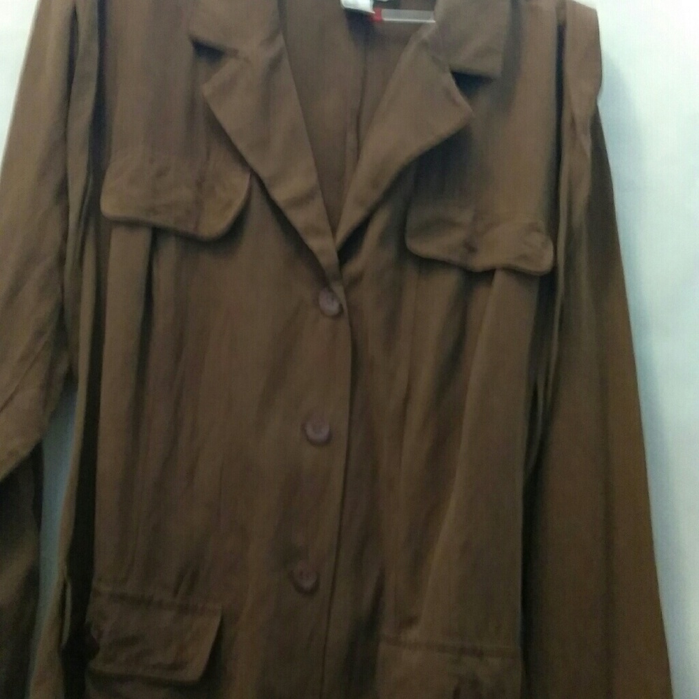 SHIRT JACKET. DRESSBARN. VINTAGE. 18